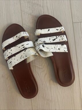 Roxy White and Black Speckled Triple-Strap Slide Sandals